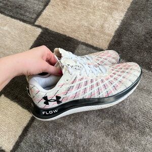 Under Armour Velociti Flow Running Shoes